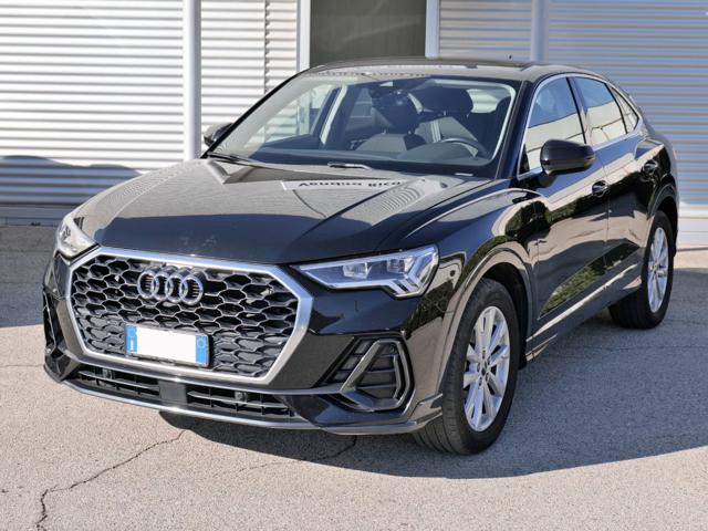 AUDI Q3 Sportback 2.0 (35) Tdi 150cv S-tr. Business Plus Immagine 0