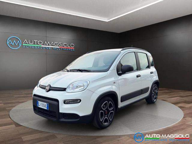 FIAT Panda 1.0 FireFly S&S Hybrid City Life NEO PATENTATI Immagine 0