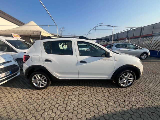 DACIA Sandero Sandero Stepway 1.5 dci 90cv Immagine 3