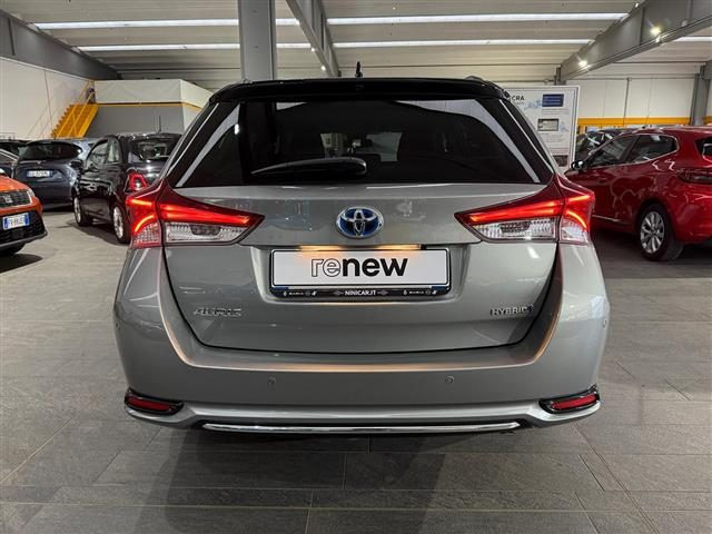 TOYOTA Auris Touring Sports 1.8 Hybrid Lounge CVT Immagine 3