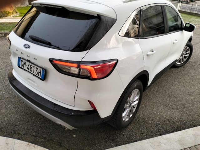 FORD Kuga 1.5 EcoBoost 150 CV 2WD ST-Line Immagine 2