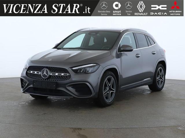 MERCEDES-BENZ GLA 180 MHV PREMIUM AMG Immagine 0