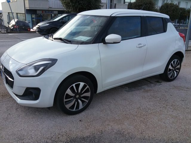 SUZUKI Swift 1.2 Hybrid 4WD AllGrip Top Immagine 0