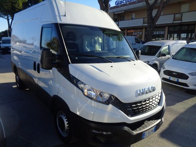 IVECO Daily 33S12V 2.3 HPT PM-TM Furgone Immagine 1