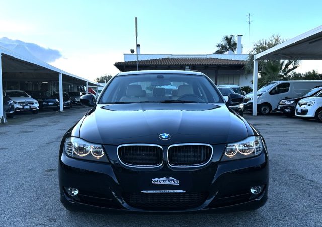 BMW 320 d cat Attiva Immagine 1