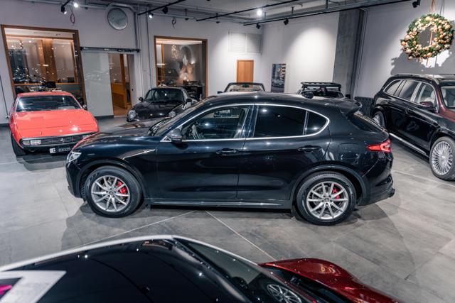 ALFA ROMEO Stelvio 2.2 Turbodiesel 210 CV AT8 Q4 Ti*CARBONIO*AKRAPOVI Immagine 2