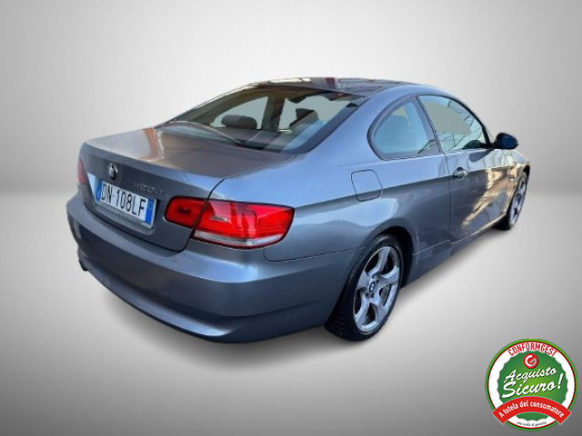 BMW 320 d cat Coupé Attiva Immagine 3