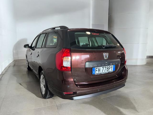 DACIA Logan 1.5 dCi 8V 90CV Lauréate Immagine 4