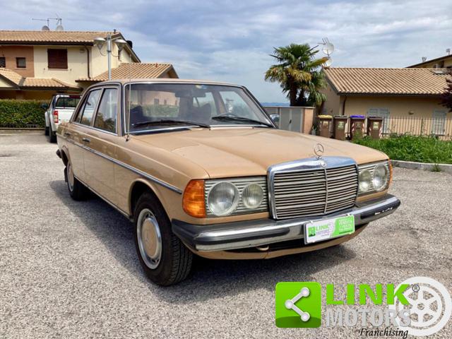 MERCEDES-BENZ 300 D (123130), Conservata, omologata ASI Immagine 0