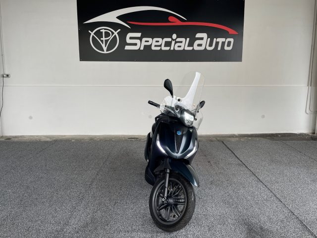 PIAGGIO Beverly 300 i.e. 300cc 5000 km Immagine 0