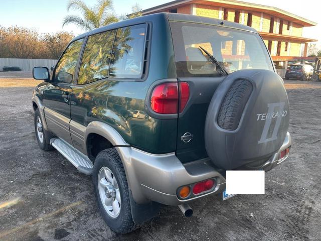 NISSAN Terrano II 2.7 Tdi 3 porte Luxury LEGGI ANNUNCIO Immagine 3