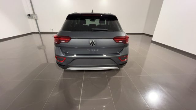 VOLKSWAGEN T-Roc 2.0 TDI SCR Life 115 cv Immagine 4