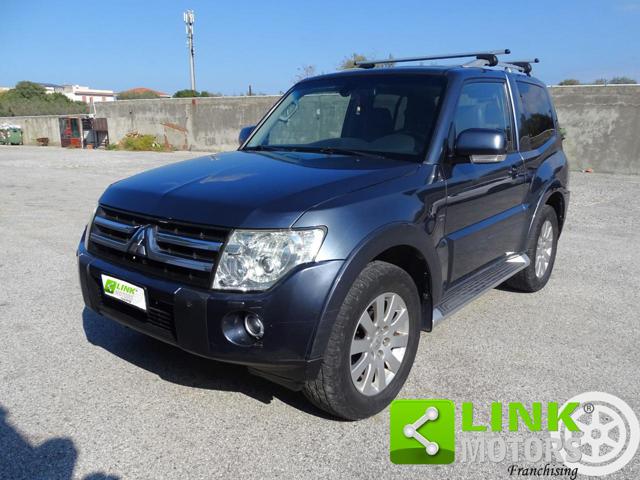 MITSUBISHI Pajero 3.2 DI-D 16V aut. 3p. Instyle DPF Immagine 4