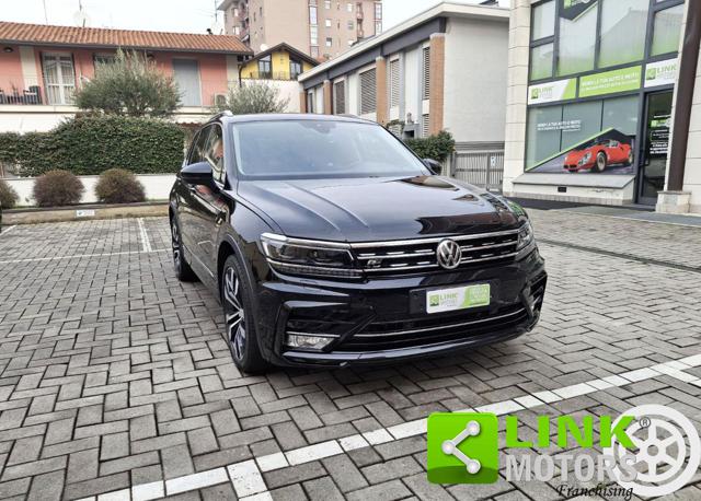 VOLKSWAGEN Tiguan 2.0 TDI DSG 4MOTION Executive BMT GARANZIA INCLUSA Immagine 0