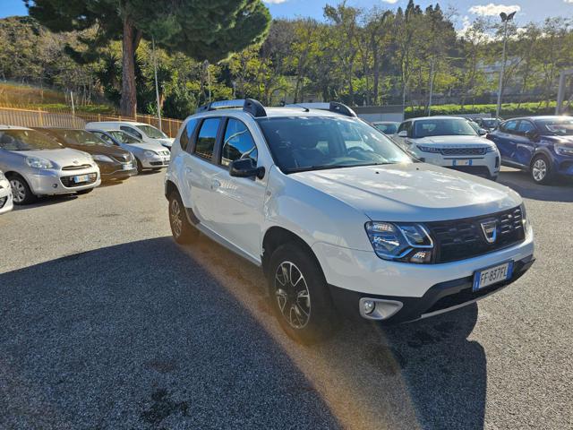 DACIA Duster 1.5 dCi 110CV S&S 4x4 Serie Limitata Black Shadow Immagine 2