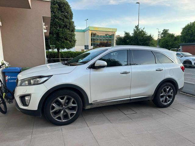 KIA Sorento 2.2 CRDi 4x4 Tetto+C.Automatico Immagine 4