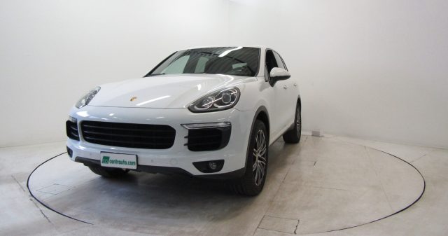 PORSCHE Cayenne 3.0 Diesel Aut. *PELLE* TETTO APRI.* GANCIO TRAINO Immagine 2