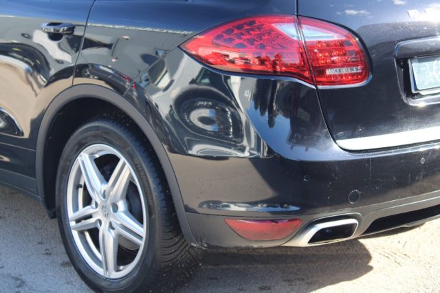 PORSCHE Cayenne 3.0 Diesel Immagine 3