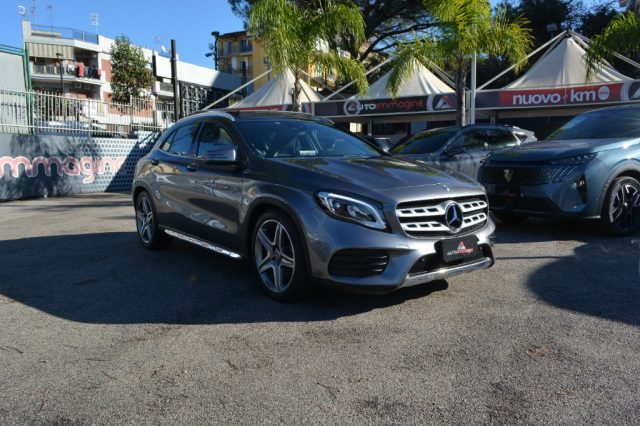 MERCEDES-BENZ GLA 200 d Automatic Premium Immagine 1