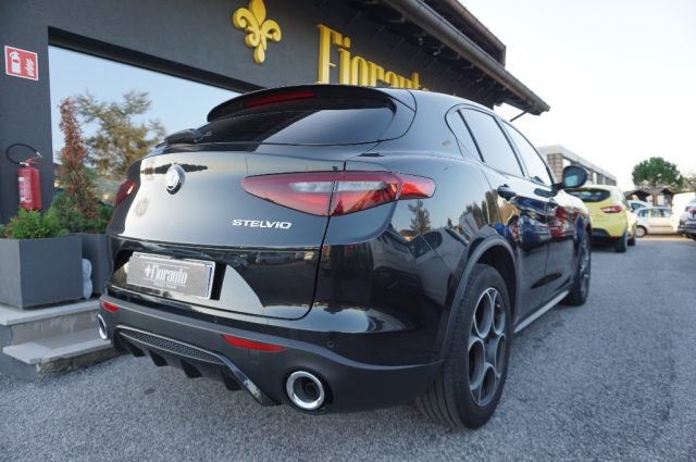 ALFA ROMEO Stelvio 2.2mjt180 CV AT8 RWD Super Immagine 1