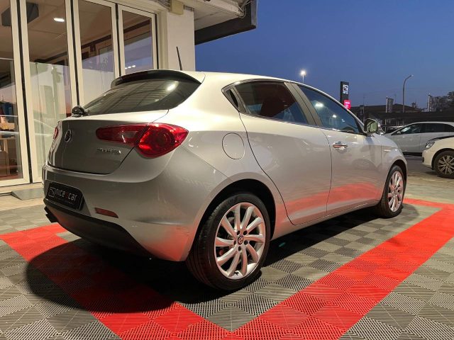 ALFA ROMEO Giulietta 1.6 JTDm 120 CV Super Immagine 3