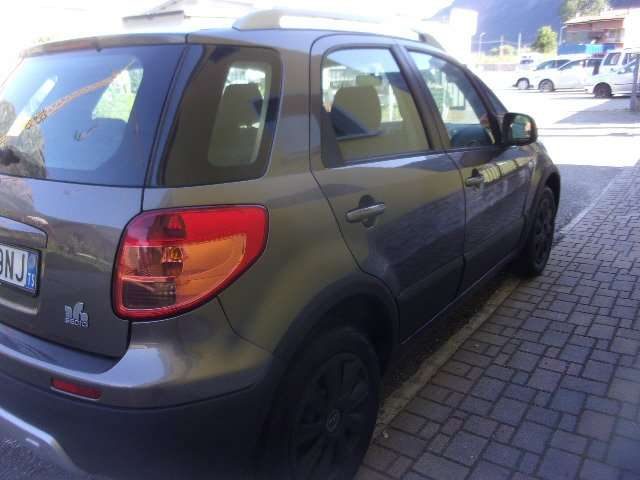 FIAT Sedici 1.6 16v Emotion 4x4 120cv-SOLO 68.000 KM!! Immagine 3