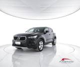 VOLVO XC40 T3 Momentum