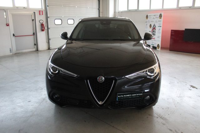 ALFA ROMEO Stelvio 2.2 Turbodiesel 210 CV AT8 Q4 Executive Immagine 1