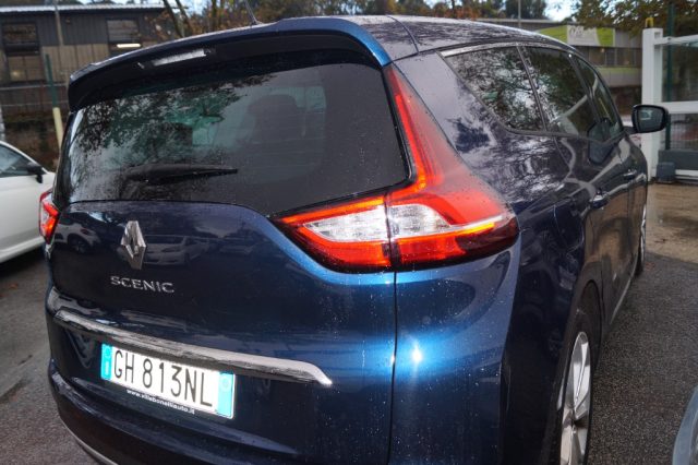 RENAULT Grand Scenic Blue dCi 120 CV Business Immagine 3