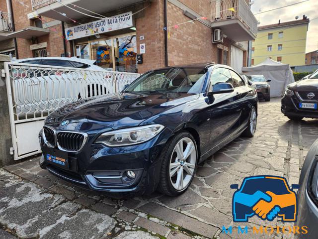 BMW 220 d Coupé Sport Immagine 0