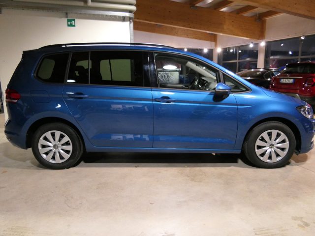 VOLKSWAGEN Touran 1.5 TSI ACT Business BlueMotion Technology Immagine 2