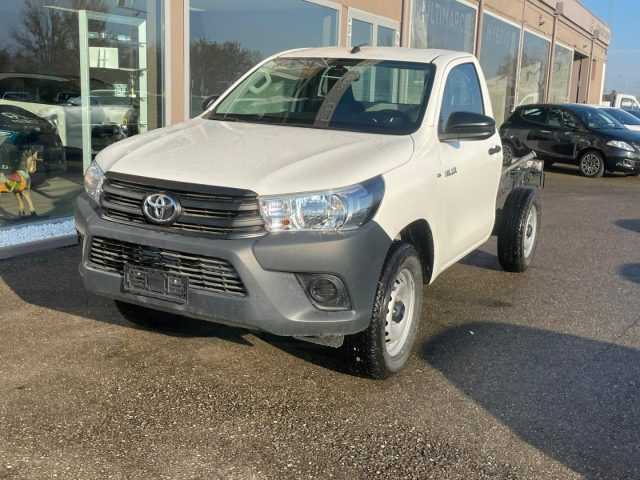 TOYOTA Hilux 2.4 D4-D M/T CHASSIS & CAB 2WD ACTIVE Immagine 2