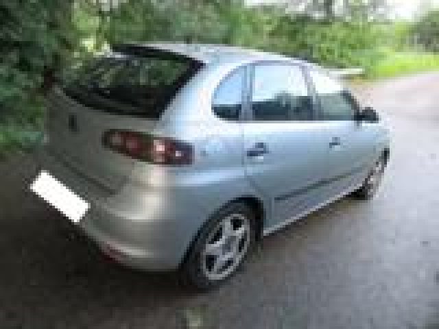 SEAT Ibiza 1.2 60 CV Immagine 2