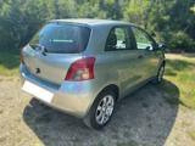 TOYOTA Yaris 1.0 3 porte Immagine 1