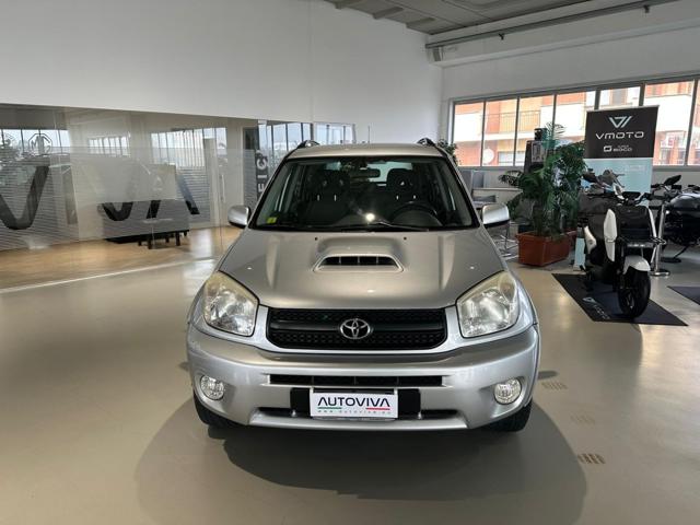 TOYOTA RAV 4 MY23 RAV4 2.0 Tdi D-4D cat 5 porte Immagine 1