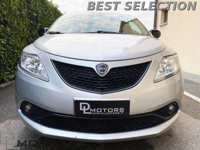 LANCIA Ypsilon 1.2 69 CV, NEOPATENTATI, SENSORI, GOMME 4 STAGIONI Immagine 1