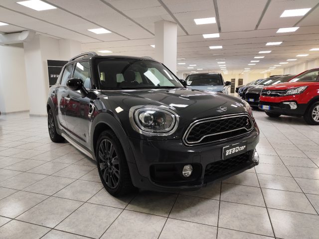 MINI Countryman 2.0 Cooper SD Countryman ALL4 Automatica Immagine 2