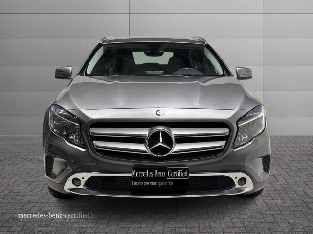 MERCEDES-BENZ GLA 220 d Auto 4Matic Sport Navi Immagine 2