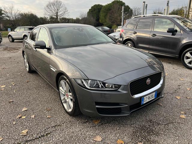 JAGUAR XE 2.0 D Turbo 180CV aut. Prestige SOLO COMMERCIANTI Immagine 1