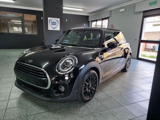 MINI Cooper 1.5 Cooper Immagine 2