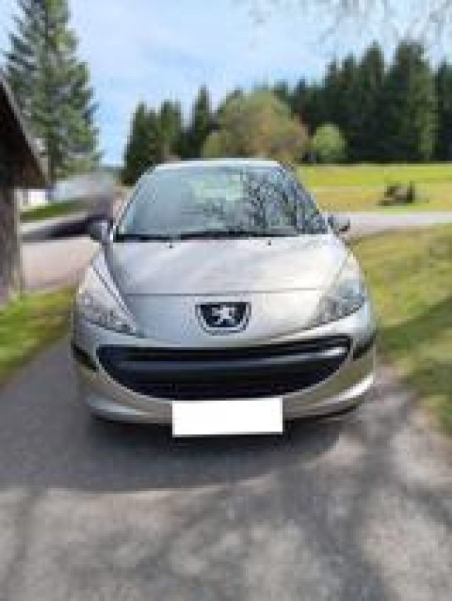 PEUGEOT 207 1.4 8V 75CV Immagine 1