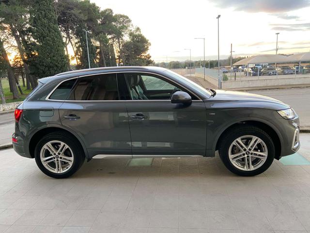 AUDI Q5 40 2.0 TDI 204 CV quattro S tronic S line plus. Immagine 3