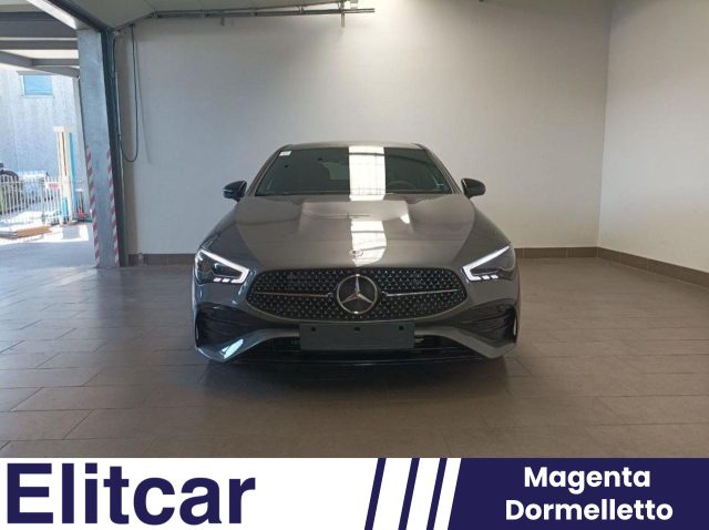 MERCEDES-BENZ CLA 200 d Automatic AMG Line Premium Immagine 3