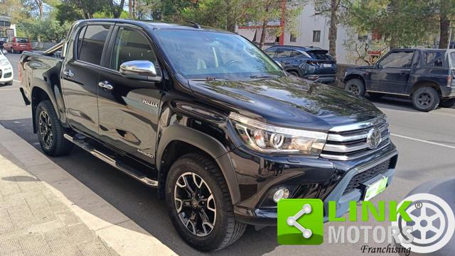 TOYOTA Hilux 2.4 D-4D 4WD 4 porte Double Cab Executive Immagine 2