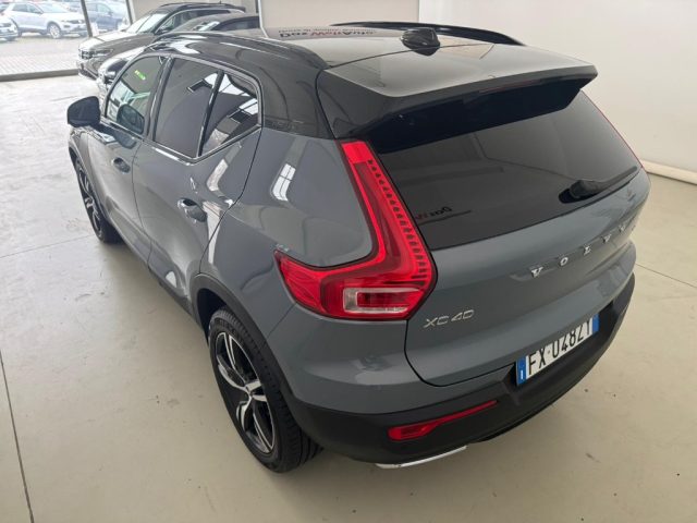 VOLVO XC40 4 RUOTE MOTRICI DIESEL  Geartronic R-design Immagine 4