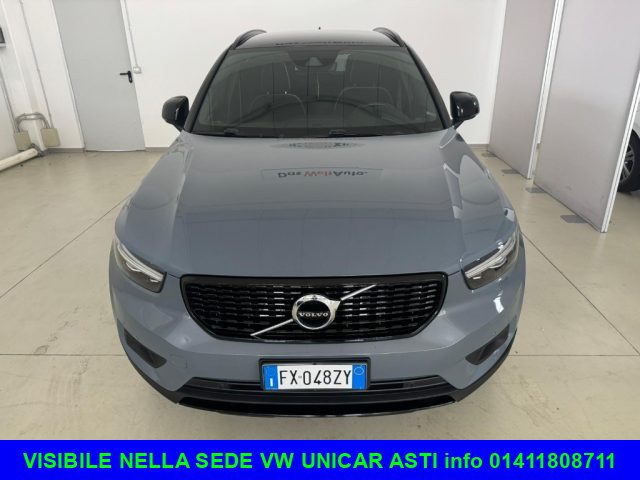 VOLVO XC40 4 RUOTE MOTRICI DIESEL  Geartronic R-design Immagine 1