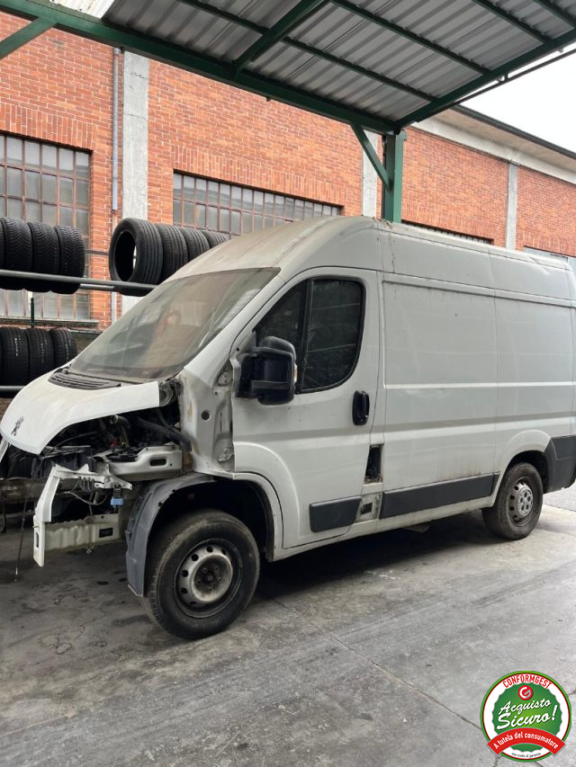 PEUGEOT Boxer 330 2.0 BlueHDi 130CV PC-TM PER COMMERCIANTI Immagine 1