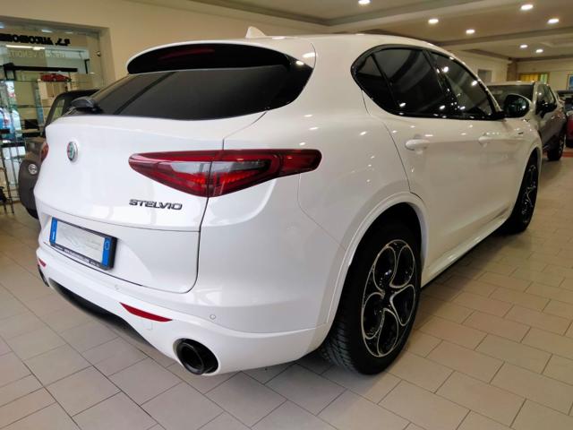 ALFA ROMEO Stelvio 2.2 210 CV AT8 Q4 Veloce #UNICO PROPRIETARIO Immagine 4