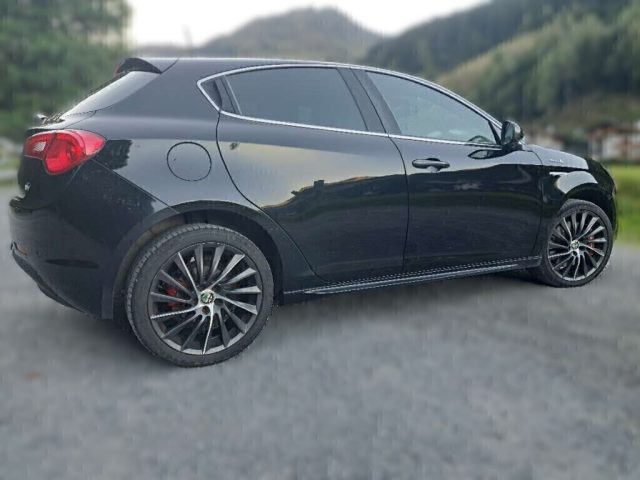 ALFA ROMEO Giulietta 1.4 Turbo 120 CV GPL Distinctive Immagine 2