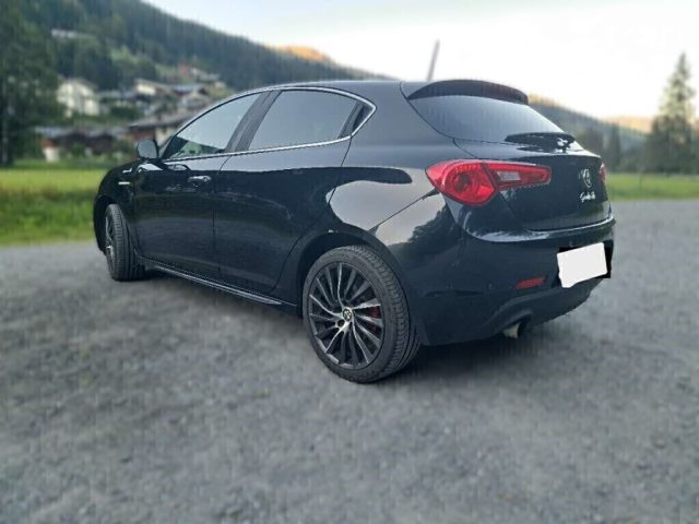 ALFA ROMEO Giulietta 1.4 Turbo 120 CV GPL Distinctive Immagine 3